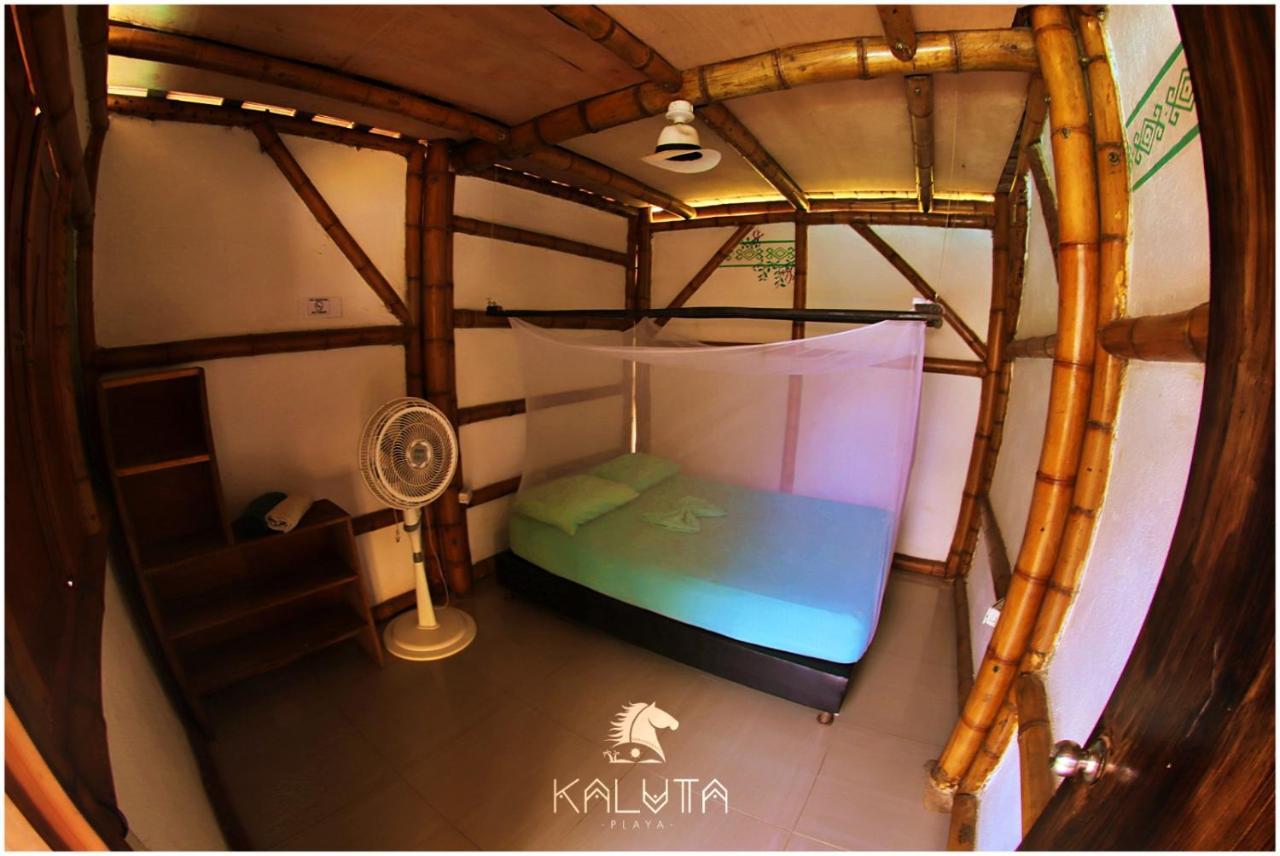 パロミノ Kalutaホステル エクステリア 写真